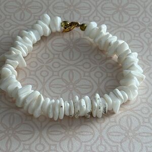 White Shell  Bracelet
